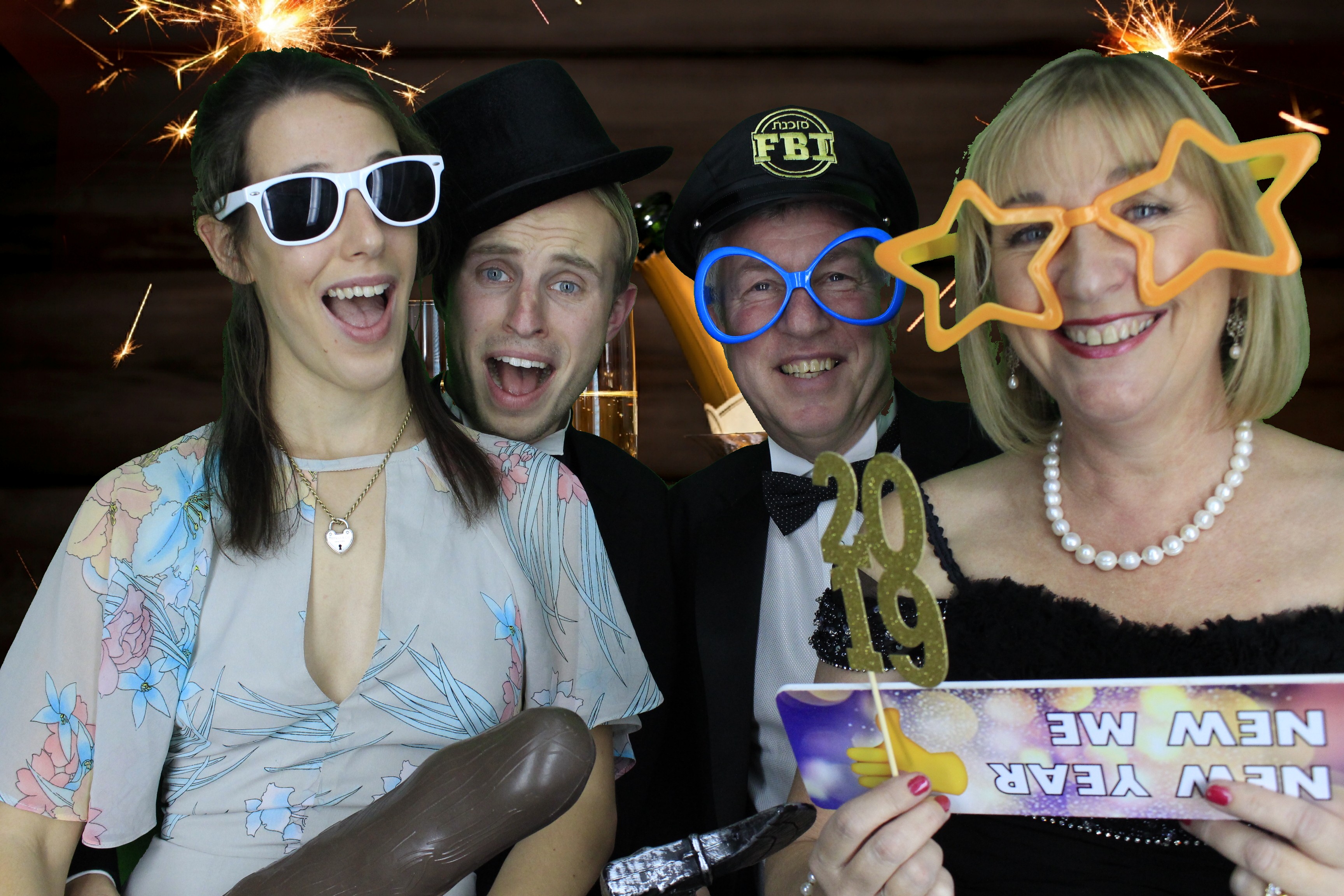 New Years Eve Party Silvermere | View more photos from the event at gallery.myphotoboothexperience.co.uk/u/MyPhotoBoothExperienceLtd/New-Years-Eve-Party-Silvermere